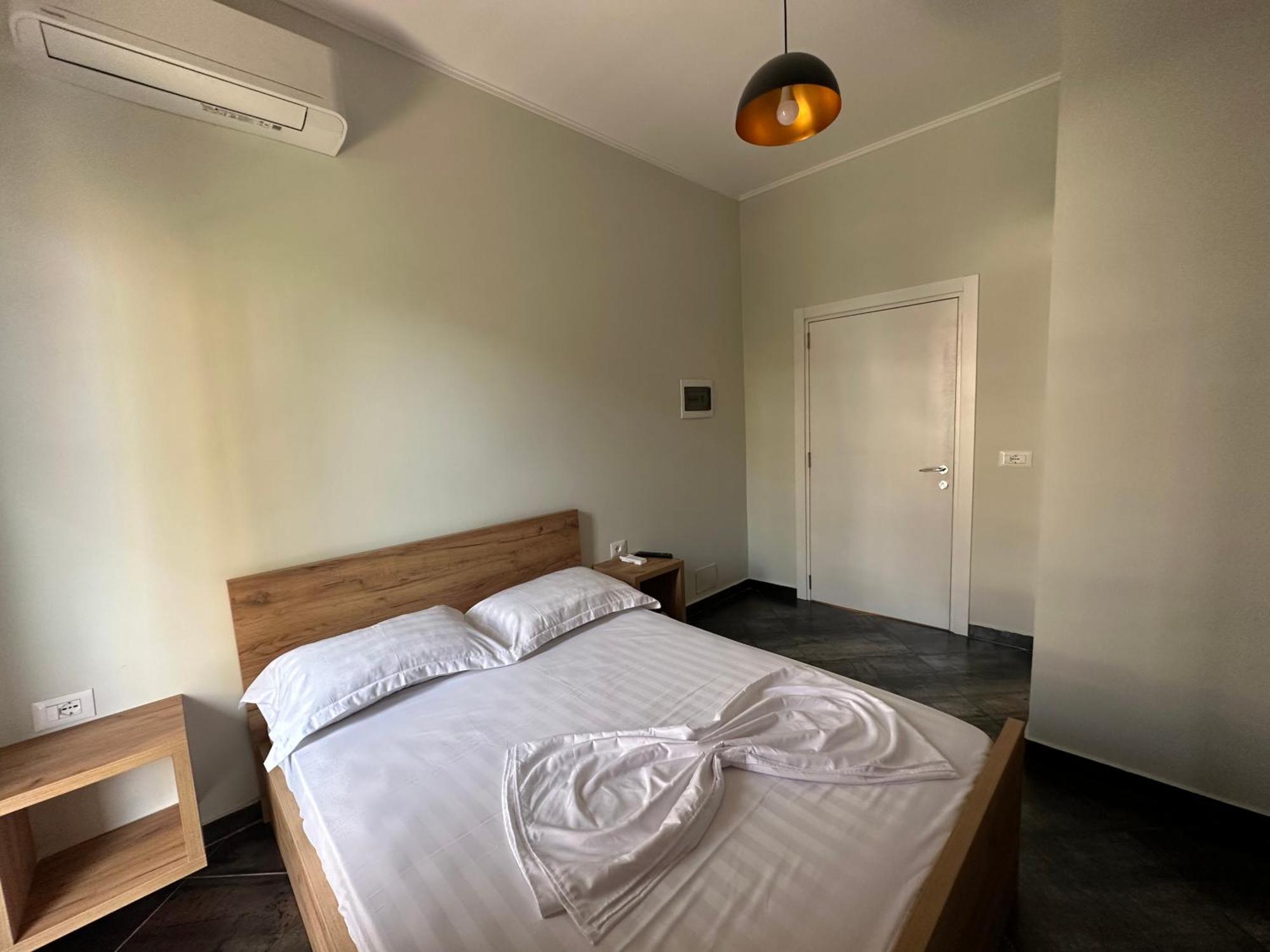 Central Comfort Suites Tirana Exteriér fotografie