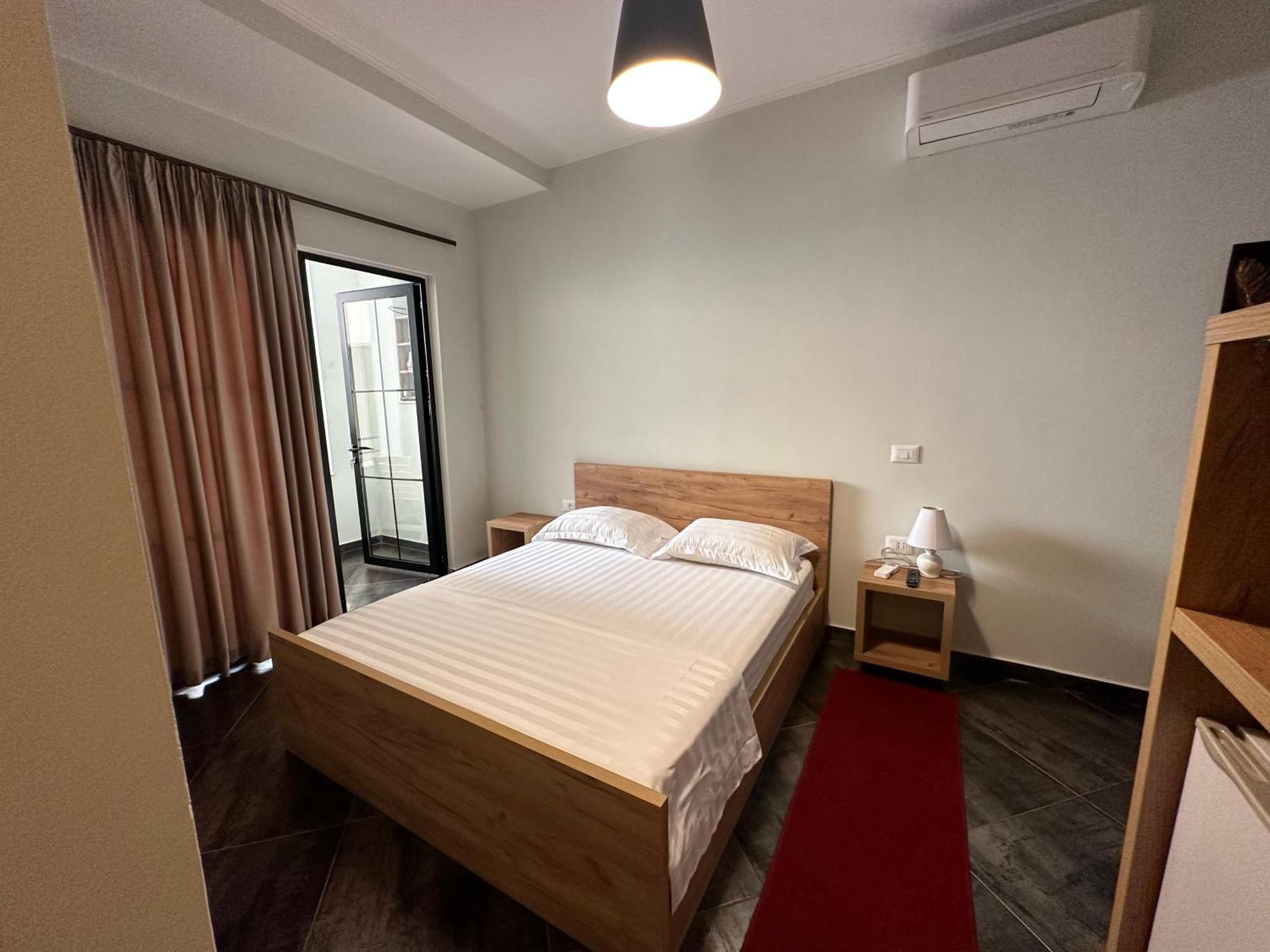 Central Comfort Suites Tirana Exteriér fotografie